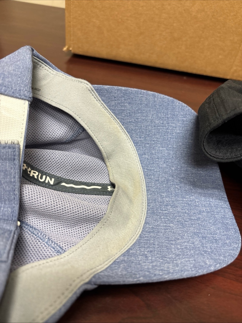 2 Under Armour Running Jogging Hiking Lightweight Hat Caps Tennis Golf LG / XL - Picture 5 of 5